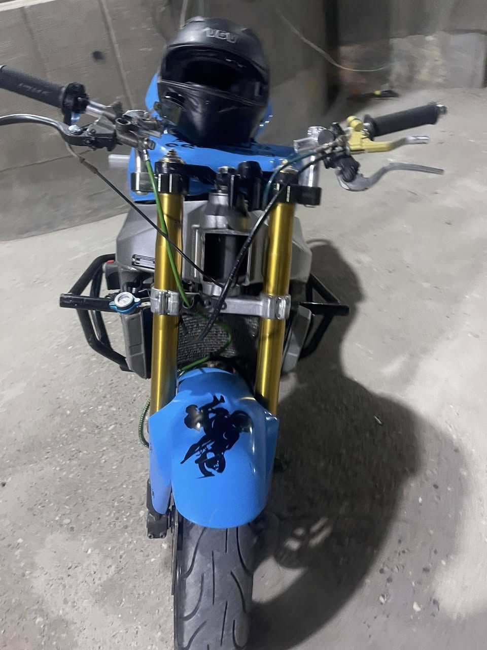 سلام عليكم كاوسكي 636 للبيع الدراجه مفتوحه دراجه تخبل وخير من الله بس محتاج وريد ابيع الشراي يخابرني  سعرها 13  وبيها مجال *********** مكاني بصره ابي الخصيب
