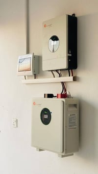 طاقة شمسية • ألواح 620 واط • بطارية ليثيوم 5KW