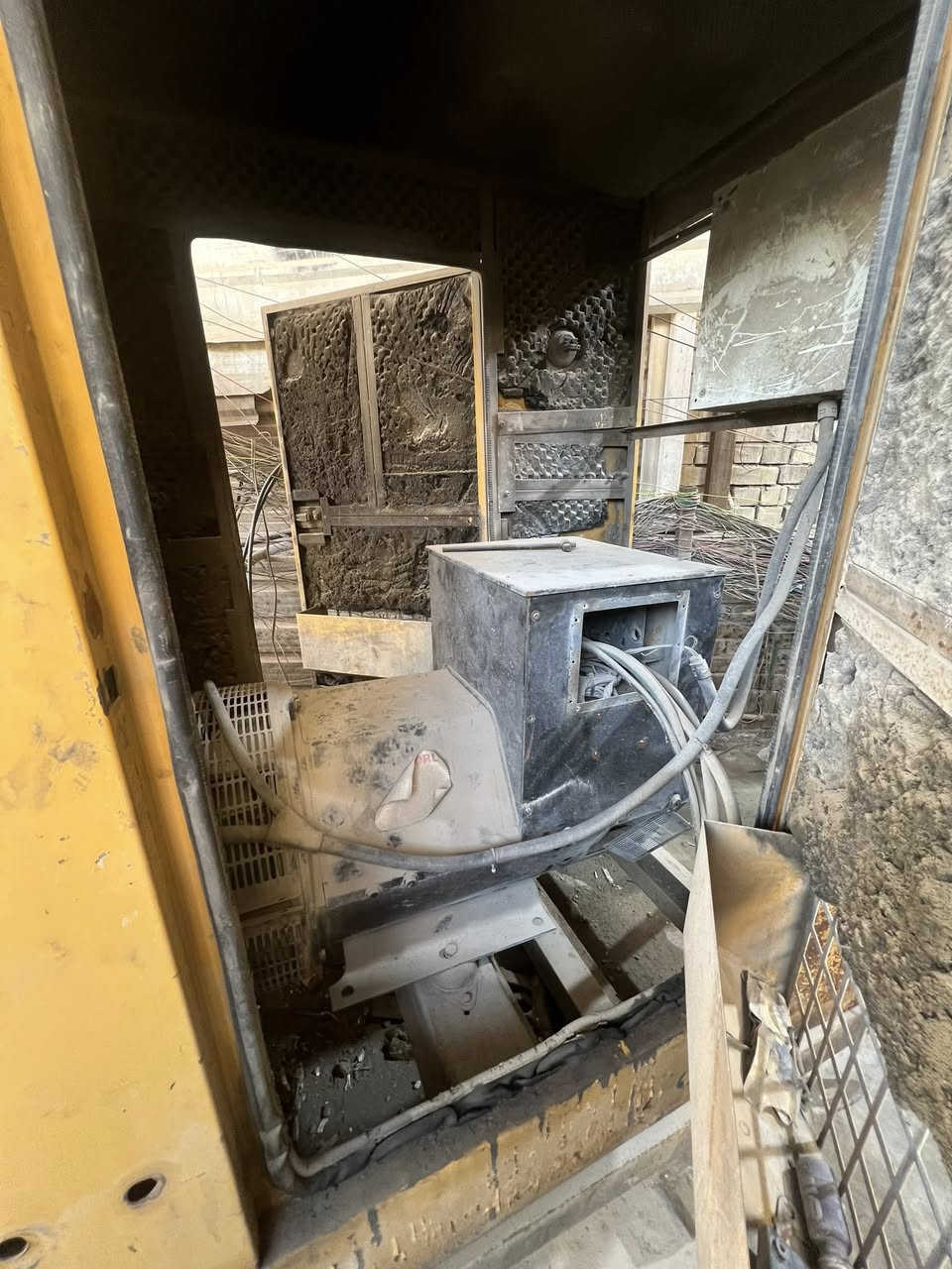 كمنز 24 راس توليد شغال المولد شغاله بس ابيع كايمه السعر 40 مكاني بغداد الامين ***********
