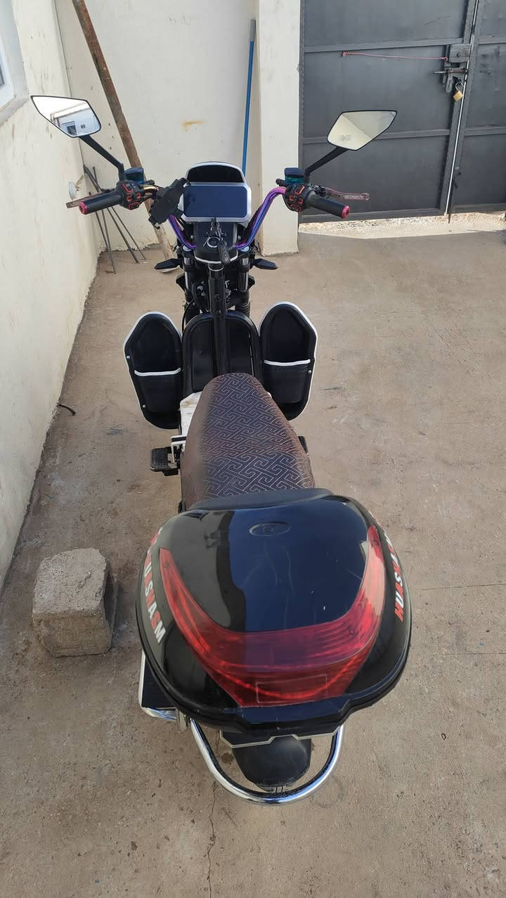 السلام عليكم متاح انشالله
دراجه هيوشه 2025 ابو تاير عريض
كشن بصمه 6 باتري ع فحص 
كهربائيات ع فحص
سعرة 600 وبيهة مجال
مكان هيت ترهم مراوس بهيوشه شحن فقط
***********
