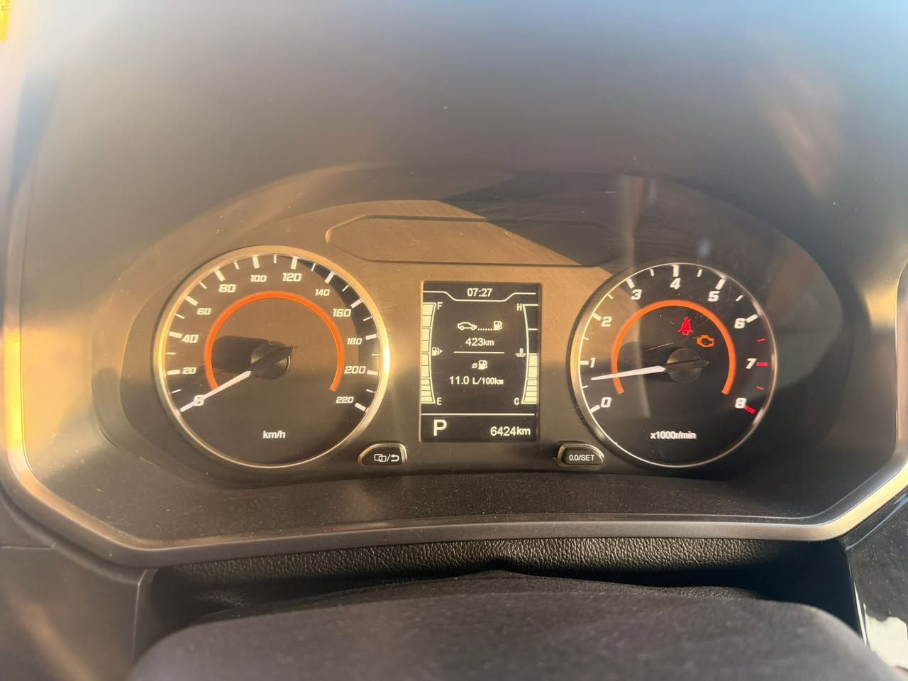 سلام عليكم من رخصة ادمن
للبيع شيري تيكو4 برو 223  
حررة  باسمي  مكفولة
 رقمي ***********
      
 ماشية 6000 الف فقط زيرو
(رقم بغداد ) 
( مكان بغداد السيدية ) 
سعر 20.250 بيه مجال حك الغده
مواصفات 
محرك 1500
لايتات زينون عدسات
بكلايت خلفي لد
سايد بريك كهرباء 
تبريد قطعتين
حساسات
 داخل ضمان شركةوكذلك كير ومحرك وكهربائيات
