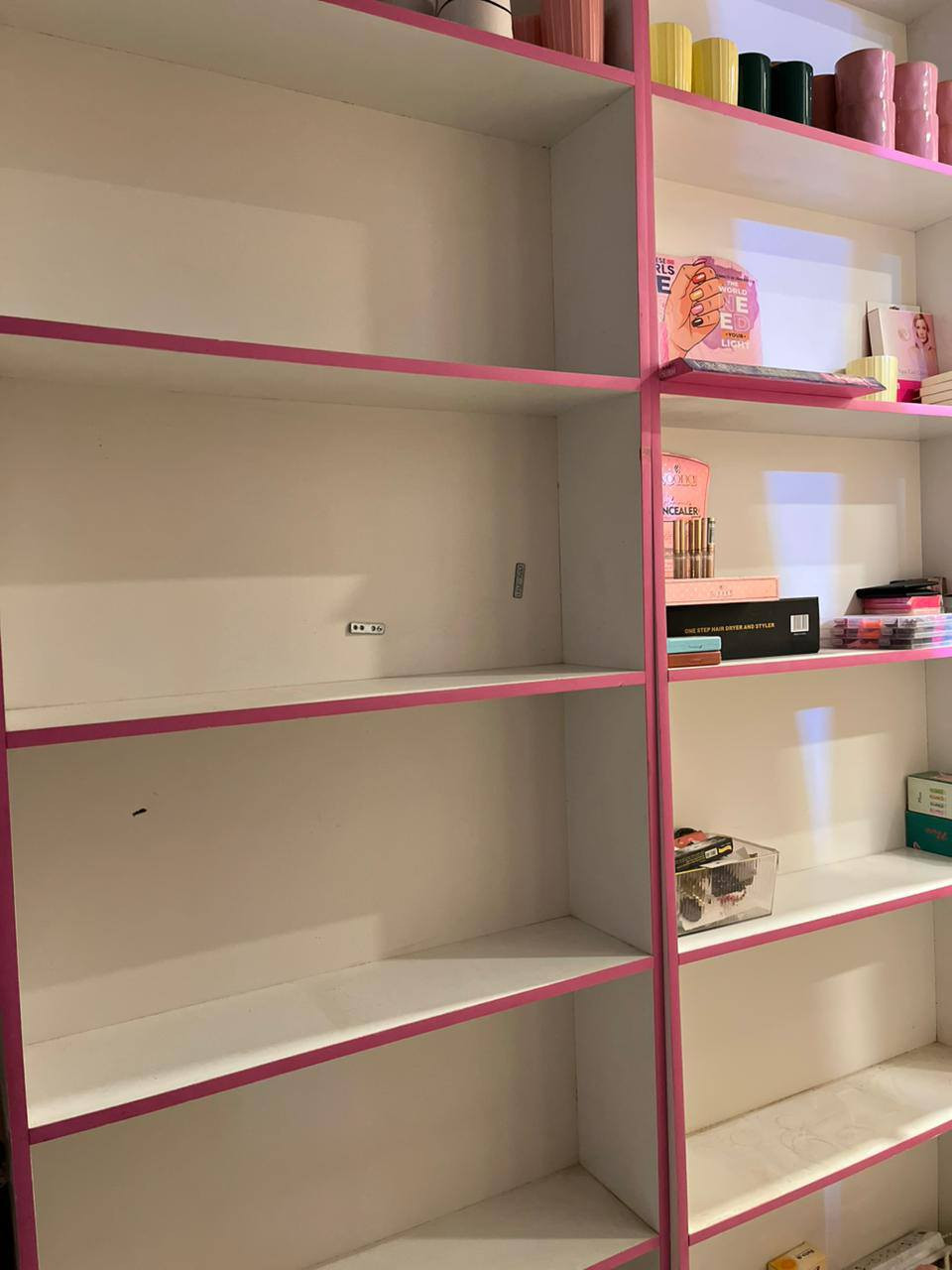 فتارينات رفوف العدد 2كل واحد بي 6 السعر 150 وبي مجال ***********
