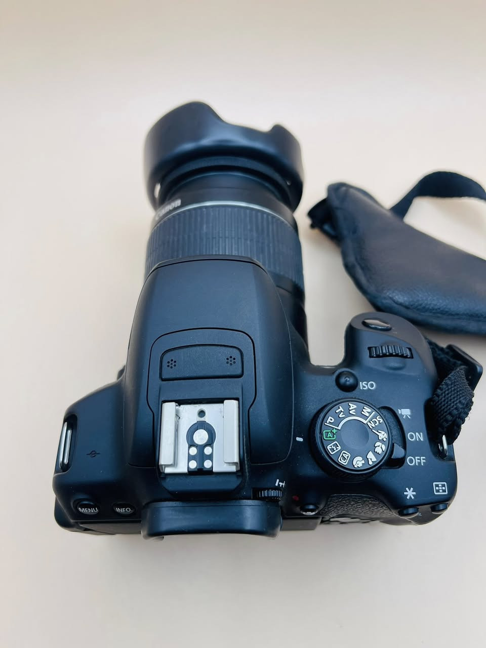 كانون d700
عدسة 55.18
شاحنه
بطاريه
حزام كتف
جنطة
نضافه 100‎%‎
مكفوله من اي عطل وتصليح كامره اخت الجديده 
السعر 340الف سعر نهائي 
مكاني ناصريه متوفر توصيل
للتواصل وتساب او تصال ***********
