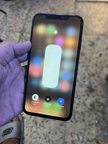 السلام عليكم 
آيفون اكس إس ماكس للبيع 

ذاكرة ٦٤ 

نظيف جدا فقط مبدل بطارية اصلية 

بصمة وجه متوقفة 

يدعم الشريحة الإلكترونية 

السعر ١٣٠ مكاني الأمين الثانية 

***********
