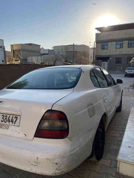 السلام عليكم 
سيارة لكنزا  2000 جاهزه تبريد كهربائيات حداديه مكينه 2000 حاويه السعر 35 ورقه بيها مجال بسيط للاستفسار ***********
