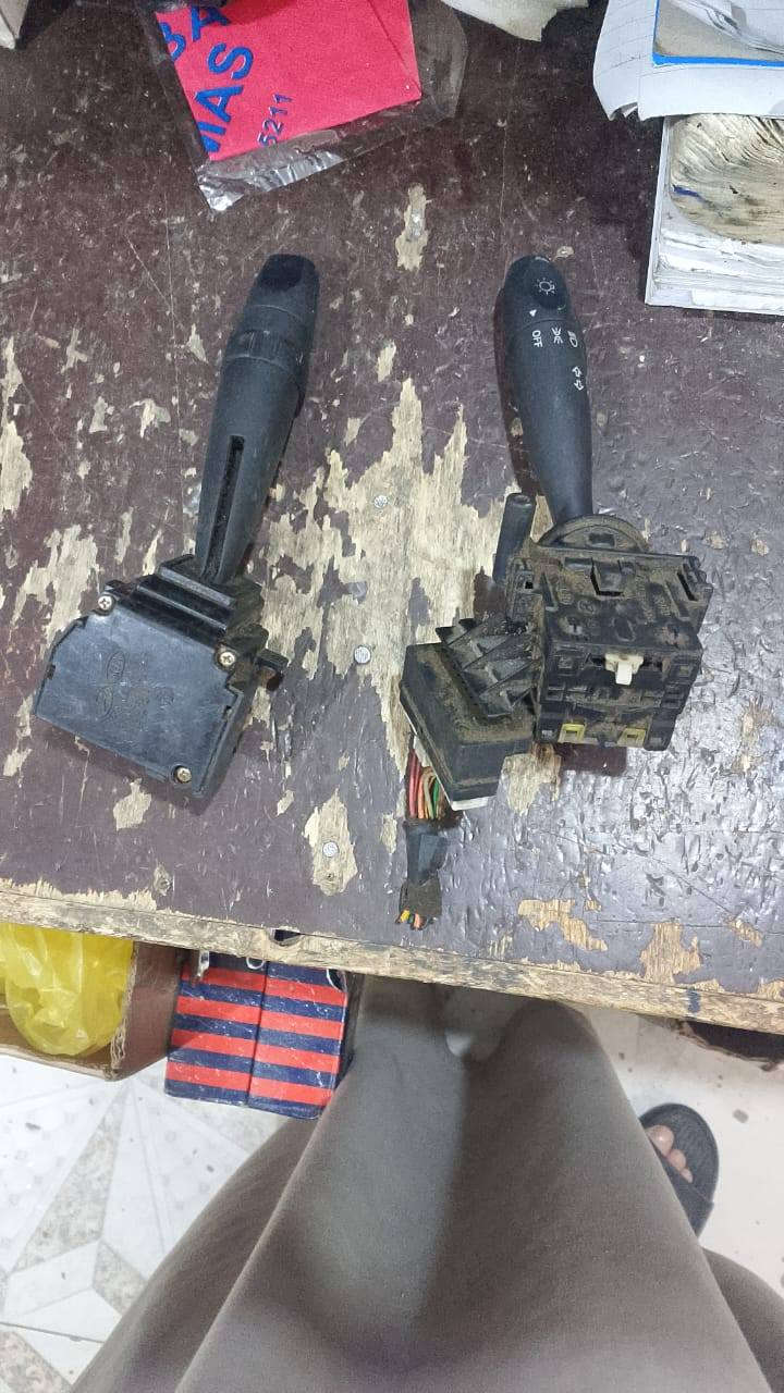 السلام عليكم 
وصول ادوات جديده وتخفيضات كبيره 
غراض جديده واسعار جمله الجمله 
ادوات السيارات الكوريه والصينيه
فوتون/جنبي/اج وان/اج تو/بيكب/الوان فوتو
شرطيه/دير
بستا/بريجو/بنكو قديم/بنكو٣/فونتيرا/ستاركس/هونداي
للتواصل الاتصال على الرقم/***********
