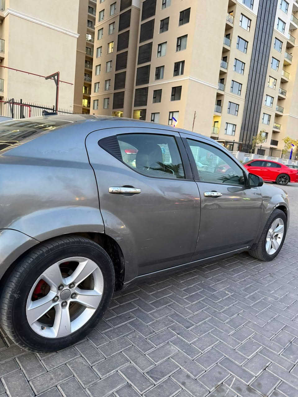 السلام عليكم دوج افنجر اوتماتيك موديل 2012 مصبوغه حزام جماليه مكينه وكير جدد تبريد بي ليك  غرفه جديده تخم تاير كهربائيات كلشي شغال ريمون سنتر لوك السعر 55 قفل بدون عمله مكاني بغداد السيديه تقاطع درويش رقمي *********** وبلعافيه عليه الياخذها بغداد, العراق
