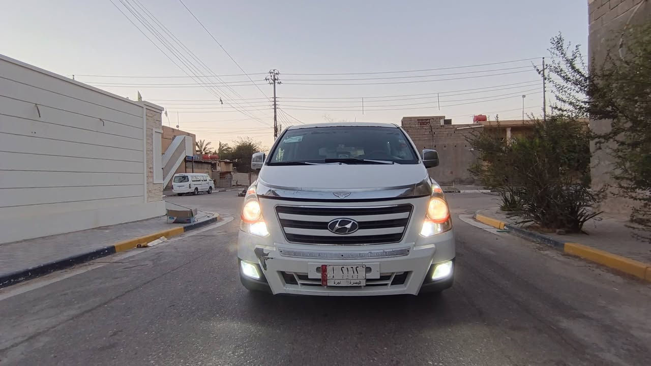 السلام عليكم استاركس للبيع موديل 10 السعر 145 بيه مجال العنوان البصرة رقم  ***********
