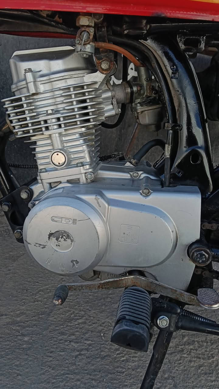 سلام عليكم دراجه للبيع شلامجه22 اصلي دراجه كلك كلك ما مفتوحه بلد  دراجه مال حجز  توه طالع سعره 450وبيه مجال بصيط حك الجيه  مكاني ناصريه مركز  او مروس بدراجه تعمير كلك


**إذا كنت صاحب هذا الإعلان وتريد حذفه لأي سبب، رجاءا أرسل رسالة إلى الدعم الفني**