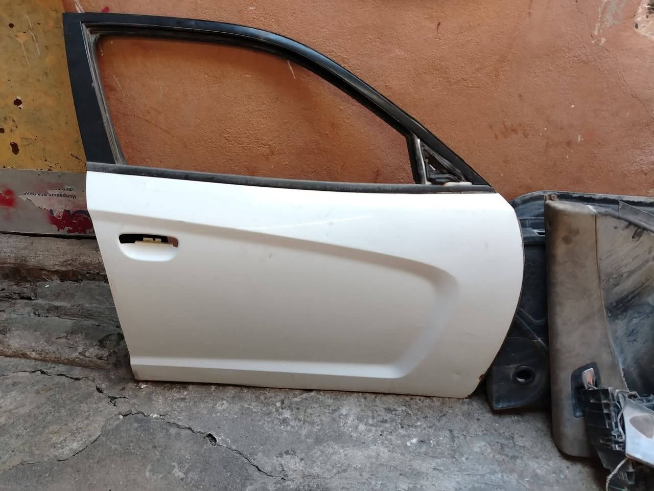 السلام عليكم باب جارجر موديل 2012 لون ابيض للبيع العنوان الموصل


**إذا كنت صاحب هذا الإعلان وتريد حذفه لأي سبب، رجاءا أرسل رسالة إلى الدعم الفني**