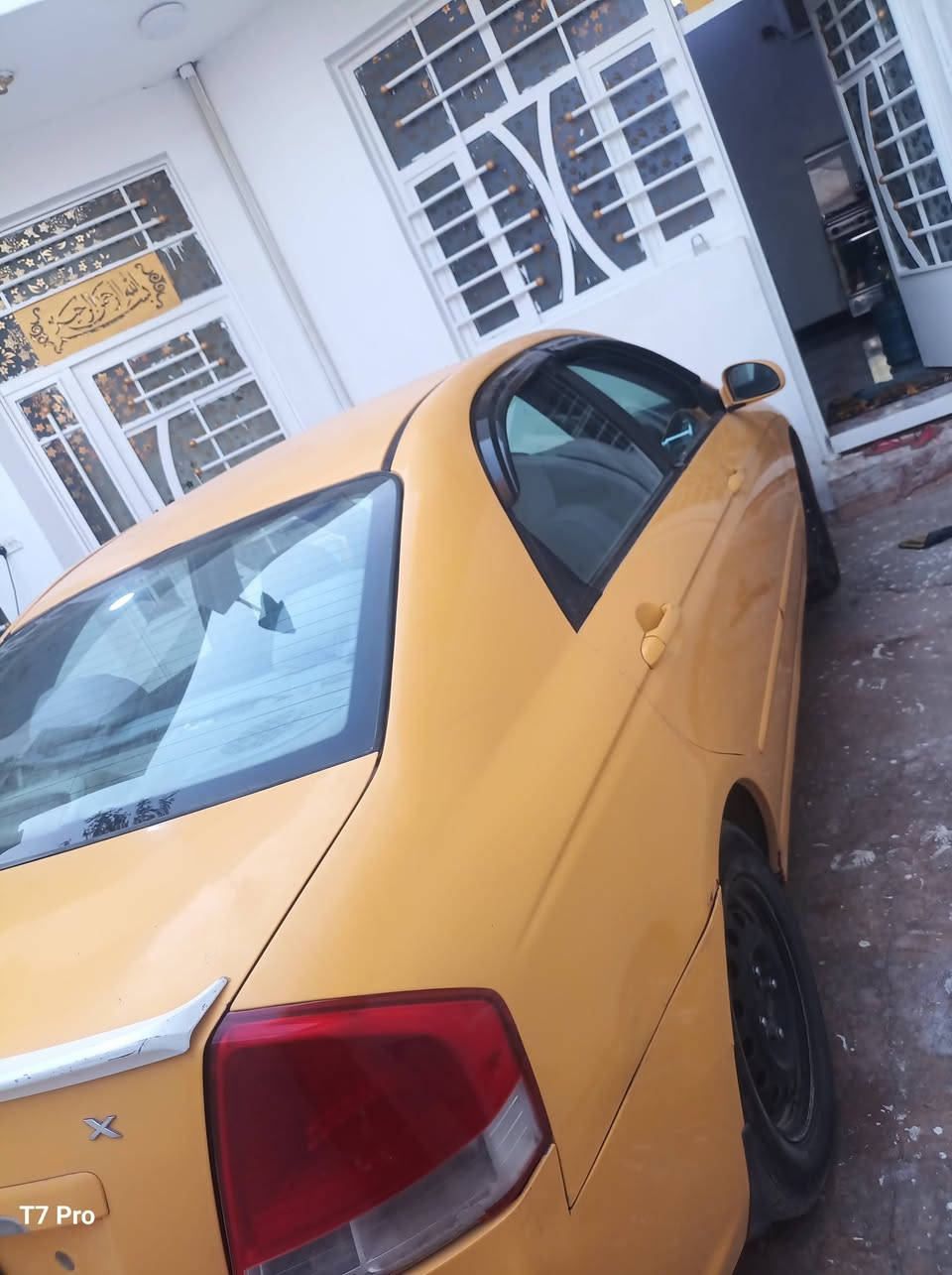 سلام عليكم  سبكترا 2009 سعرها 78 وبيها مجال للجنايه باسمي مستعجل على بيعتها كاملة السياره تخم تاير تبريد شغال ترايك وين مايعجبك مكاني ديالى بعقوبة رقم الهاتف *********** اتصل واني بخدمت الطيبين
