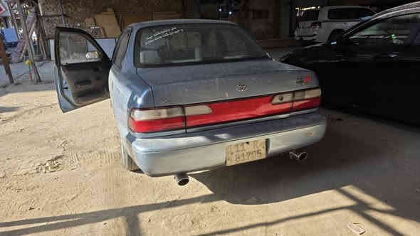 السلام عليكم كورلا 93 مكفولة كفالة عامة يسرة بلادي تخم تاير حدادية جديدة تبريد ثلج سيارة ماتصرف عليهه ربع تراي وين متريد 75 قفل
***********
