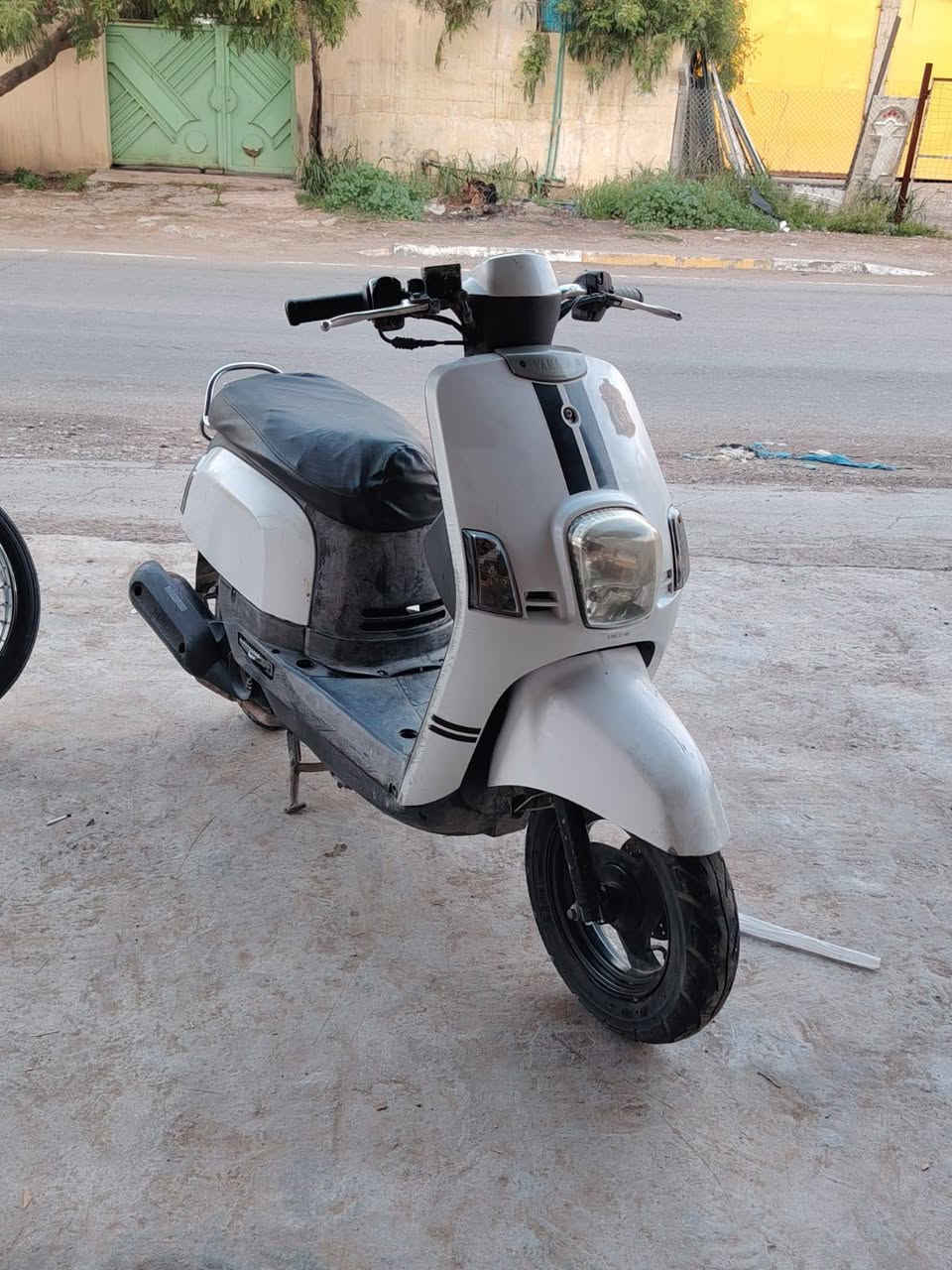 سلام عليكم ماكس بوليسي 2011 للبيع مكينه ممفتوحه سعر خاص.***********
