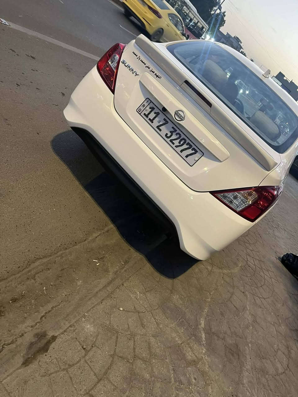 السلام عليكم سني ٢٠٢٥ هندية شركه السور البليته الزركه ام الضمان السيارة جديده ماشية ٢٠ الف مكانها بغداد الكراده السعر ١٢٧ وبيها مجال للإستفسار ***********
