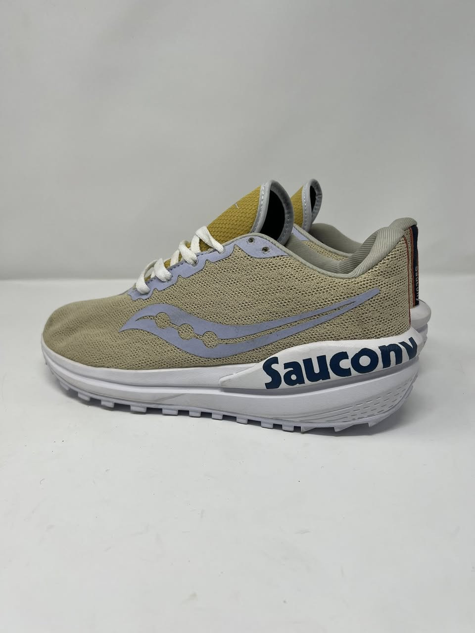 سلام عليكم سايكوني غير مستخدم صنع فيتنام باله اوربي النضافة مية بل مية جاي يبناع بل سوك 75 الف وفوك القطعه الفوم مالتهة عجينه كلش لينه وزن خفيف هوه قياسه ٤٤ بس قالبه يجي ناعم فه قياسه 43 القدم 27.5 والسعر فقط 40 الف قفل قفل ميرهم لا وي توصيل ولا بي مجال مكاني بغداد الأمين الثانيه


**إذا كنت صاحب هذا الإعلان وتريد حذفه لأي سبب، رجاءا أرسل رسالة إلى الدعم الفني**