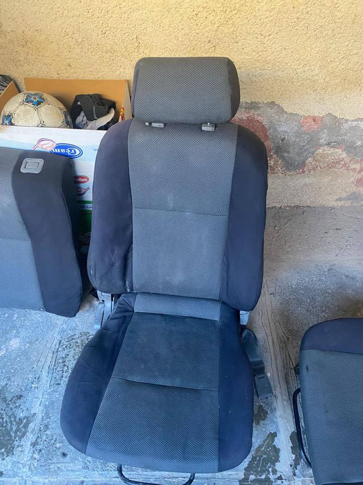 سلام عليكم كشنات اوبترا تخم كامل بس السايق تعبان شويه والباقي جديد قيم وخذ
مكاني حي اور شارع زويني

***********
