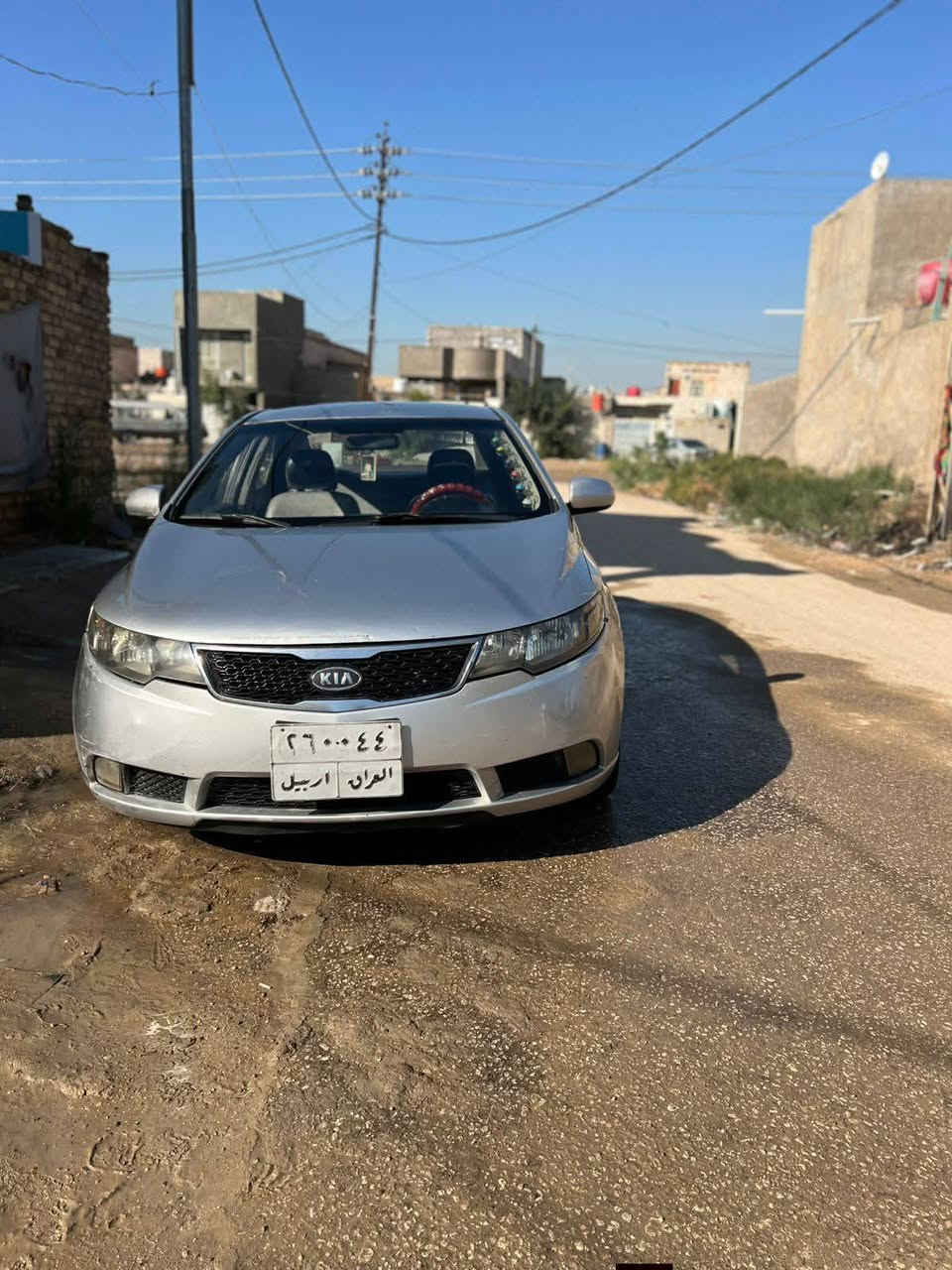 كيا سيراتو ٢٠١٢رقم اربيل مكفوله من الصبغ بيهه قليل بارد سياره السنويه صاقطه
نضيفه تبريد تدفئه كله شغال
السعر 90وبيهه مجال 
لأاستفسار***********
