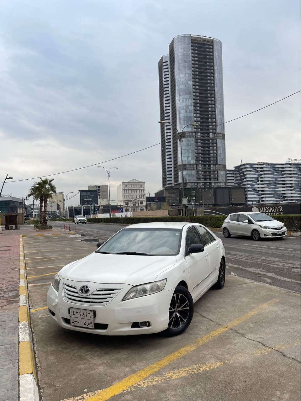 کامری ٢٠٠٨ glx فوولە بەس سلایت نیە بێ سبوخە کەمەک ساردەو pdr هەیە 112 وەرقەو کەمەک مەجاڵ    *********** أربيل, العراق
