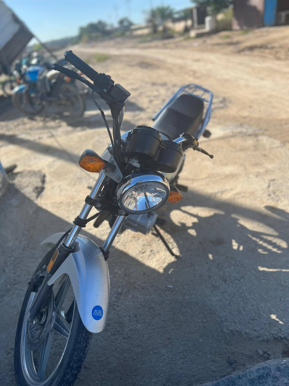 السلام عليكم
من رخصة الأدمن 
دراجة دايون عضم للبيع
موديل 2022 
الدراجة شوفت عينك النظافة 
سعرها 650 بيها مجال بسيط 
كلك كلك اوراقها ضايعة 
مكانها المسيب حي المصطفى 
للاستفسار الأتصال على الرقم ( ما متواجد خاص )
‏‪‏‪0771 318 1417‬‏
