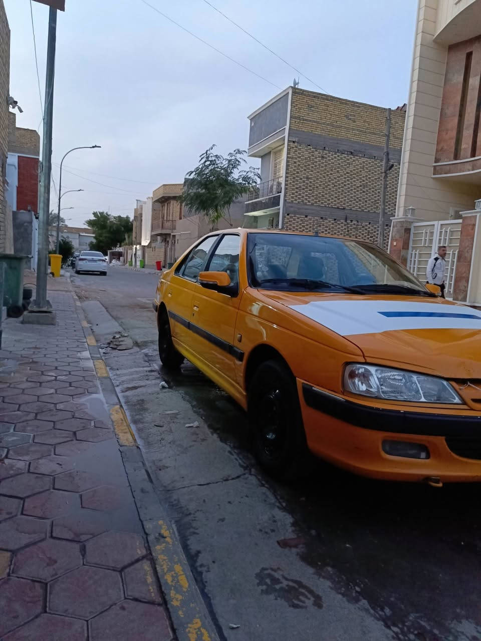 السلام عليكم بيجو بارص موديل 2018 السياره جاهزه وكامله ما بيه اي نقص تبريد تخم تاير قبل سبوع شاده مكينه لا تبخير لا تنقيص كير خير من الله السياره مكفوله بيه نص الجاملغ لامامي صبغ  بدون لا فتح ولا معجون السياره كله مدوشمه نحله كشنات وكاعيه جلد معروضه ٥٩بيه مجال شي قليل سونار موجود مكاني كوت لستفسار اكثر رقم تليفون ‏‪***********‬‏
