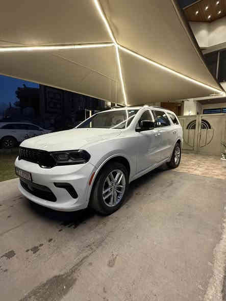 دوج دورنكو 2023 فول Gt بلاص 
معروفه مواصفاته فول الفول 
 الحادث خفيف موضح بلصور 
اللون ابيض
ماشيه 50 mi 
محرك 6 سلندر سعة 3.6 لتر 
تحديد مسار  كشنات تدفئه تبريد امامي خلفي 
تثبيت سرعة ومسافة امان 
توقف ذاتي للامان
مساعد باركنك 
حساسات امامي خلفي وجانبي 
كاميرا خلفية دوارة
ليدات نهاري
اضاءة ليد امامي خلفي 
بصمة ابواب 
سلايد روف 
كشنات رياضية تدفئة 
ميموري كشنات 
ستيرن رياضي وبي تدفئة
شاشة كبيرة كار بلي
ماسحات اتوتو مطرية
رادار جانبي نقطة عمياء
تبريد ٣قطع 
السيارة حداديه تايرات ادامه كامله جاهزه 
مكان السيارة بغداد 
السعر 345 وبيه مجال للشراي 
للاستفسار ***********
