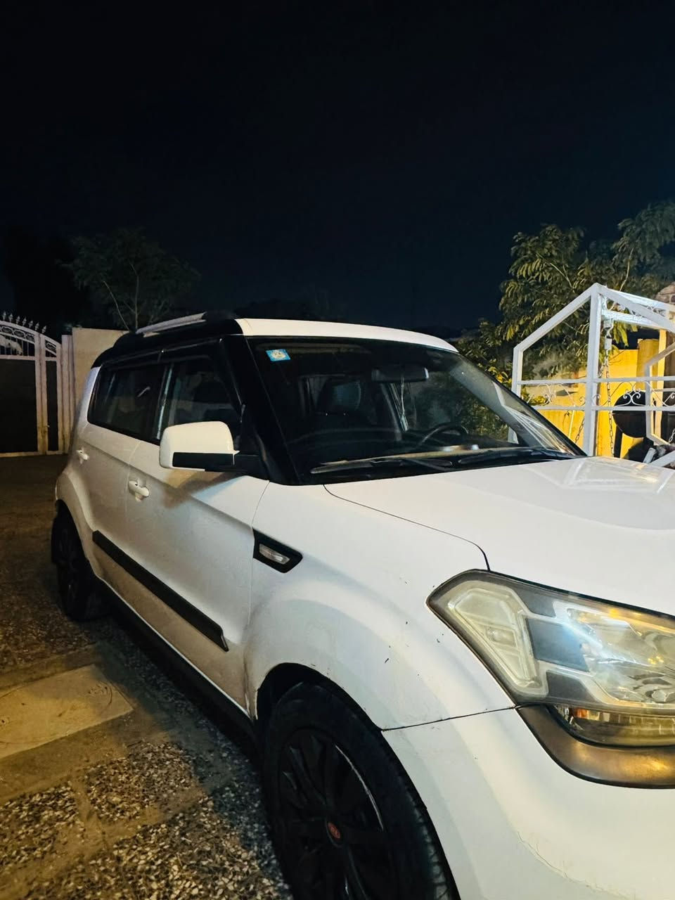 للبيع كيا صول 2011
السيارة خليجية
بيها ضرر جاملغين بارد فقط
❌ بدون صبغ
❌ بدون حادث
المحرك 1600 – دوش (المرغوبة)
الحالة جيدة وجاهزة للاستخدام

💰 السعر: 87
📞 0773 733 1579
