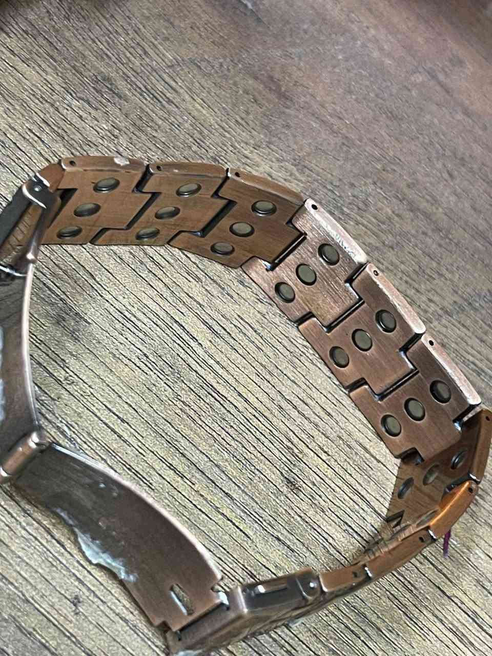 سيت زنجيل رقبه وسوار يد نحاس وبي احجار طاقه كوكل هيج يكول
شي مرتب قيم واخذ


**إذا كنت صاحب هذا الإعلان وتريد حذفه لأي سبب، رجاءا أرسل رسالة إلى الدعم الفني**