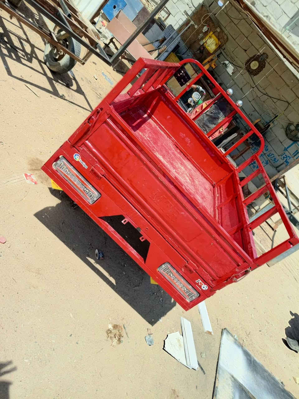 ستوته امتيار مديل 16.اوراق ما ناقصه شي ستوته حلوه بس شاصيه شويه تعبان بس ما علي انه احمل بيه نص طن وتمشي ستوته كدام عينك سعر950وبيه مجال رقم ***********
