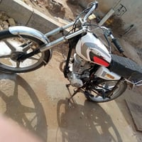 دراجه كلك مكفول من سرقه سعره250وبيها مجال محرك جديد 07832049871