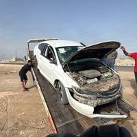 كرايسلر C200 مديل 2016 محرك 2.4  السيارة على وضعها شنو عندك نزل  وللبي...