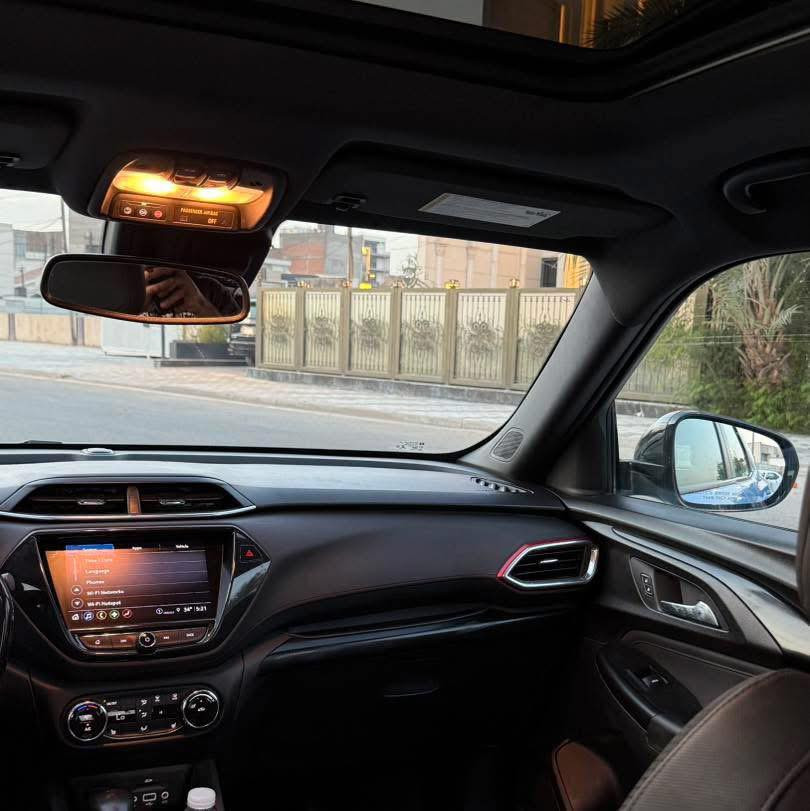 تريل بلايزر 2023 ار اس  تو كلر
رقم بغداد حرة

ماشيه 32 الف ميل 

فول مواصفات  

داخل كشنات جلد مطرز احمر وعليه ختم RS 

ويل كبير

رادارات جانبيه 

بجم ليد 

محرج تايب سي فاست جارج 

مخرج usb

كشنات تدفئه 

شاشه كبيره 

بك لايت ليد

ريد لاين السياره 

تحديد مسار

نقطه عمياء 

تشغيل عن بعد 

دركه دي 

تدفئه ستيرن 

سستم صوت 

كشنات كهرباء 

انظمة قياده سبورت مود وعادي وثلجي

اوتو ستارت 

كروس سرعه

صبغ بنيد فقط + مكانين بارد

ايرباك ستيرن

السعر 125 ورقة 🔥🔥

مكان السياره بغداد البنوك  

للتواصل على الرقم بي واتساب 

***********
