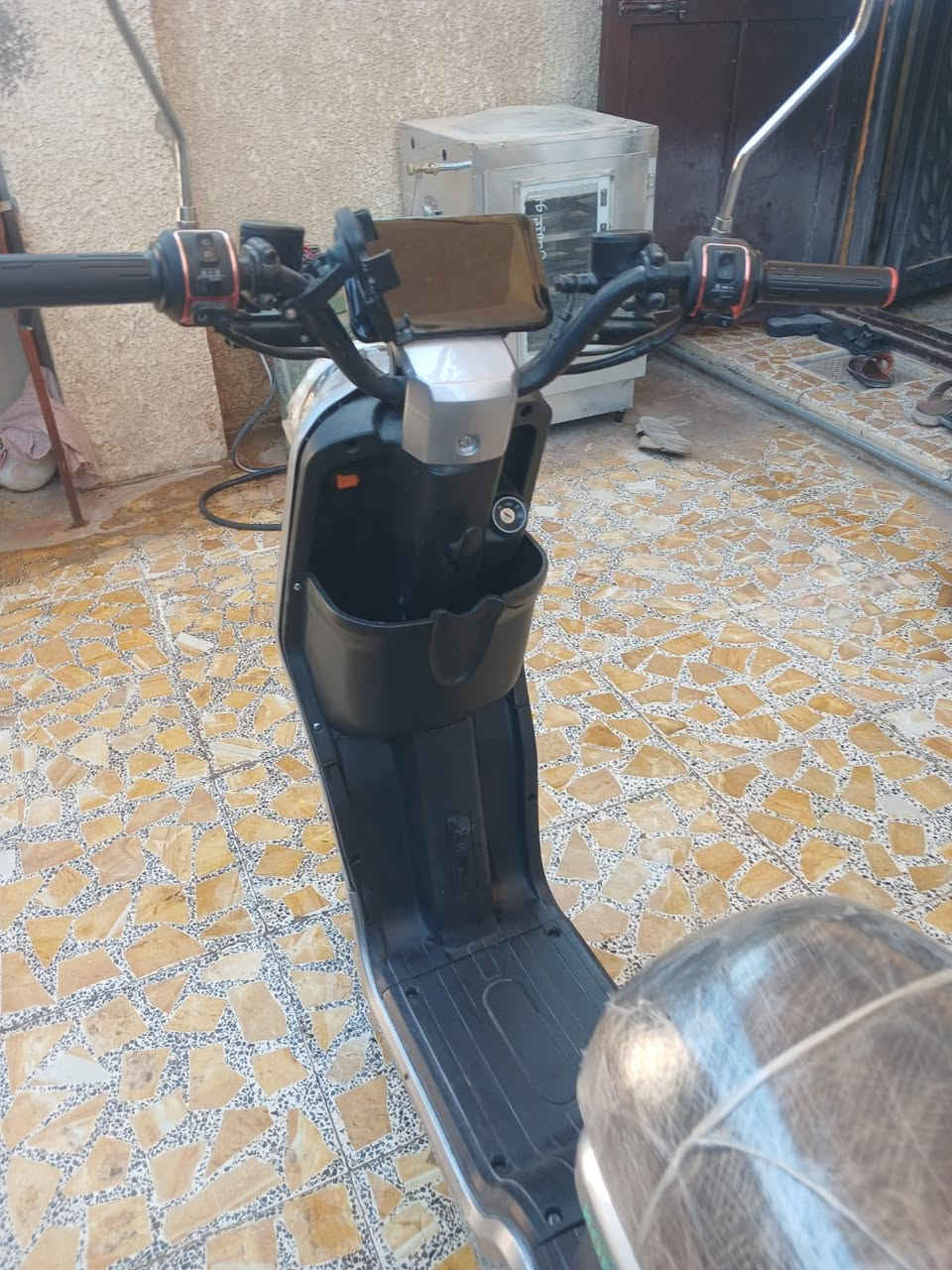 ار 9 2024 دراجة زيرو لبيع السعر350 هذا رقمي***********
