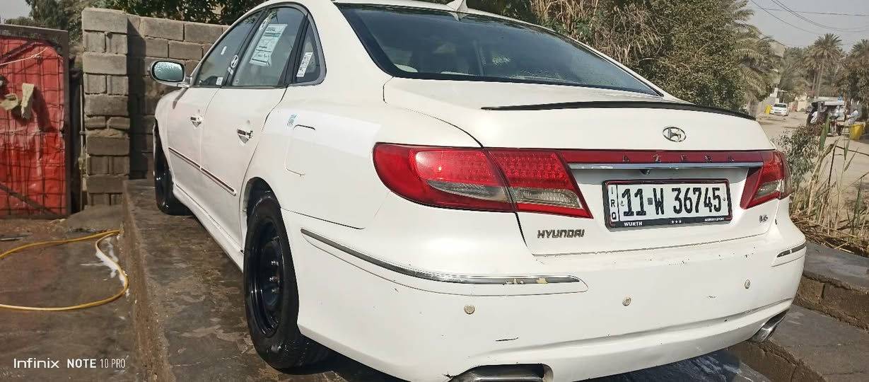 سلام عليكم 
ازيرا موديل 11 خليجي 
حادثه جاملغ خلفي واصل تكمه لخلفيه وجاملغ امامي مبدل صبغ عام 
تخم تاير جديد 
تتفئ تبريد شغال
صدر امامي خلفي 
مكينه ٣٨٠٠كير ٦نمر مكفولات 
شواصي لغود قماره حوض جنطه مكفولات من اي عيب شرعي 
السعر 77وبيه مجال 
مكان السياره بعقوبه 
رقم الهاتف اتصال او واتساب ***********
