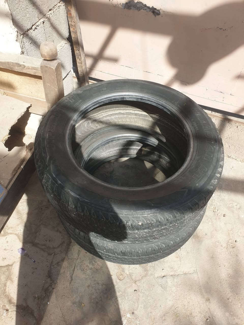 245/60/R18-----104H  M+Z
زوج تايرات بهذا الحجم انطي سعر 
باليرضي الله  واخذهن


**إذا كنت صاحب هذا الإعلان وتريد حذفه لأي سبب، رجاءا أرسل رسالة إلى الدعم الفني**