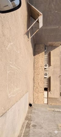 قطعة أرض 250m السعر 182 قابل للتفاوض  بصف الركن موقع مميز وتجاري ويصلح...