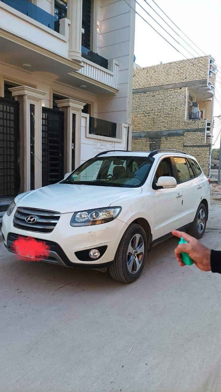 سنتافي 2012  خليجي
كفالة عامة 1/1 محرك 3500  رقم بغداد 
مواصفاتها بصمه . مري شفط . فتحه . استيرن كهربائي 
جلد . كرسي كهربائي. السياره بلاديه ما عدا شخوط بيها فقط 
 المكان / كربلاء 
السعر /  175 
***********
