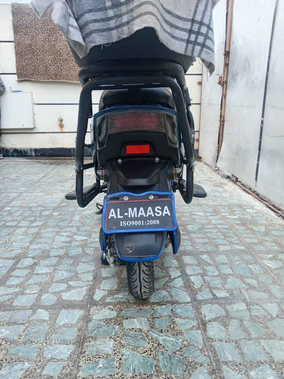 السلام عليكم دراجه شحن سكنس لبيع بطاريات فول عل فحص لايتات كهربائيات كله شغاله هورن  نشره اربع نمر سرعه 99 نضام بك سكنس ابو الدرع بريك امامي خلفي دسك رياضي دبلات رياضي الرقم ***********
