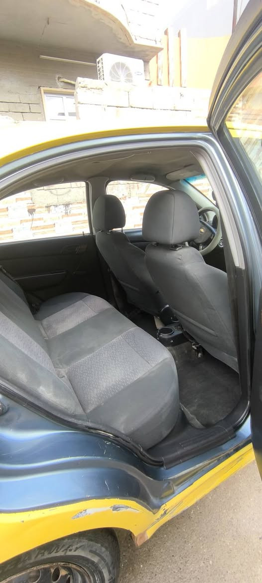 السلام عليكم افيو رقم صلاح الدين كير ومحرك اكسنت عادي شرط التحويل مكان الموصل سعر 48وبيه مجال قليل سياره تاخذه كبل عل شغل 
***********واتساب
*********** موصل, نينوى
