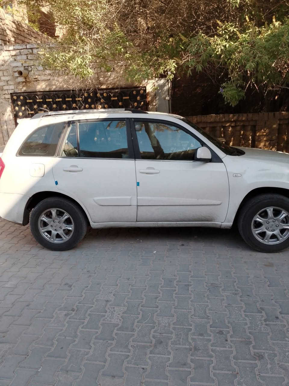 تيكو14 رقم اربيل شادلها محرك 1800جديد بيها قطع صبغ ابيعلك حزام تبريد شغال تخم تاير مابيها نقص ب 55وبيها مجال مكاني بغداد اعظميه ‏‪***********‬‏

