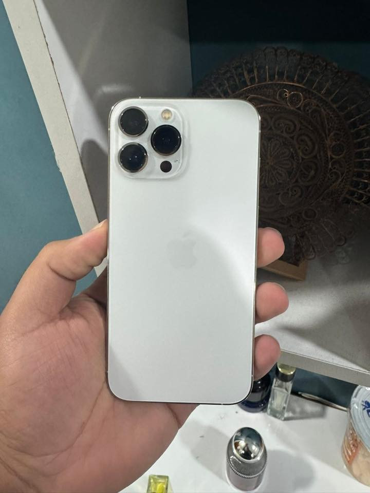 آيفون للبيع ١٣بروماكس  ‏ذاكرة ٥١٢ السعر775 النضافه 100/100العنوان البصرة الشعبيه   قرب محطة الكهرباء ***********
