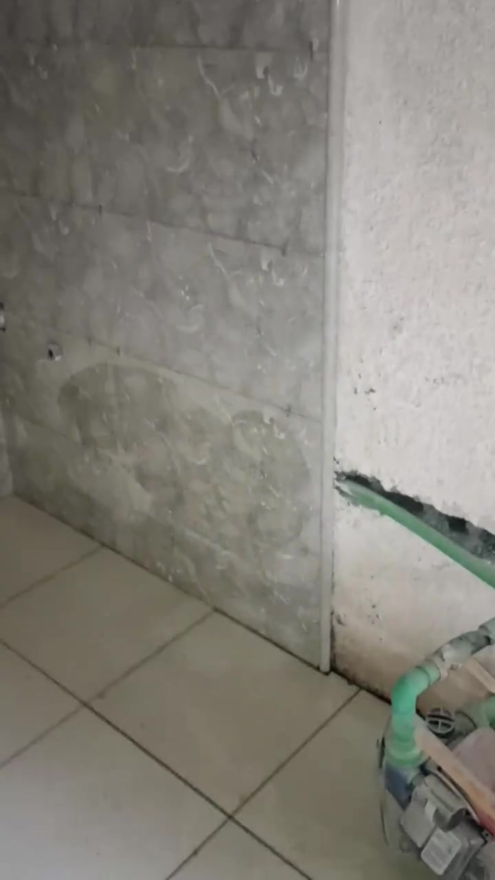 خلفه سيراميك
شغل نضيف وعل ضمان 
عل متر ويوميه 
ترميم اشتغل 
سعر المتر ب7ارضي جداري 
العنوان بصره 
***********
