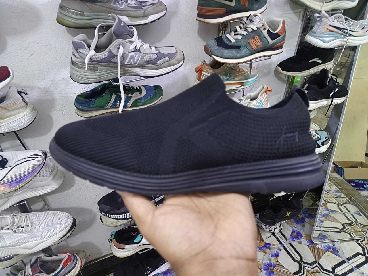 ترانشوز باله رياضي
العنوان الماجديه شارع الملعب 
قرب السوق محل ابوذر 
***********
