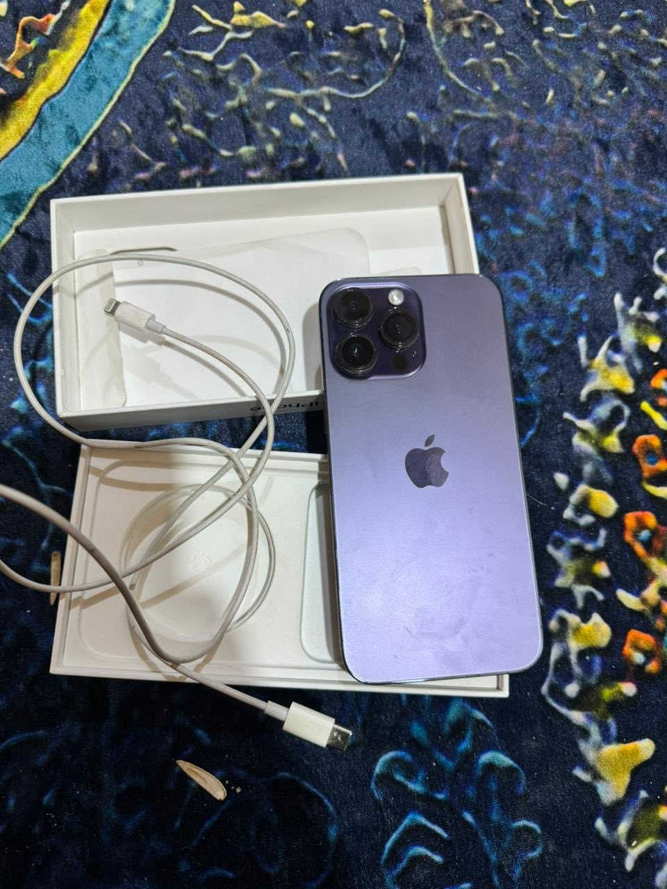 سلام وعليكم ايفون 14 برو ماكس دبل شريحه بطاريته 86 جهاز كلش نظيف وياه كارتونه وكيبل
اني مكلف بلنشر رقم صاحب جهاز ***********
