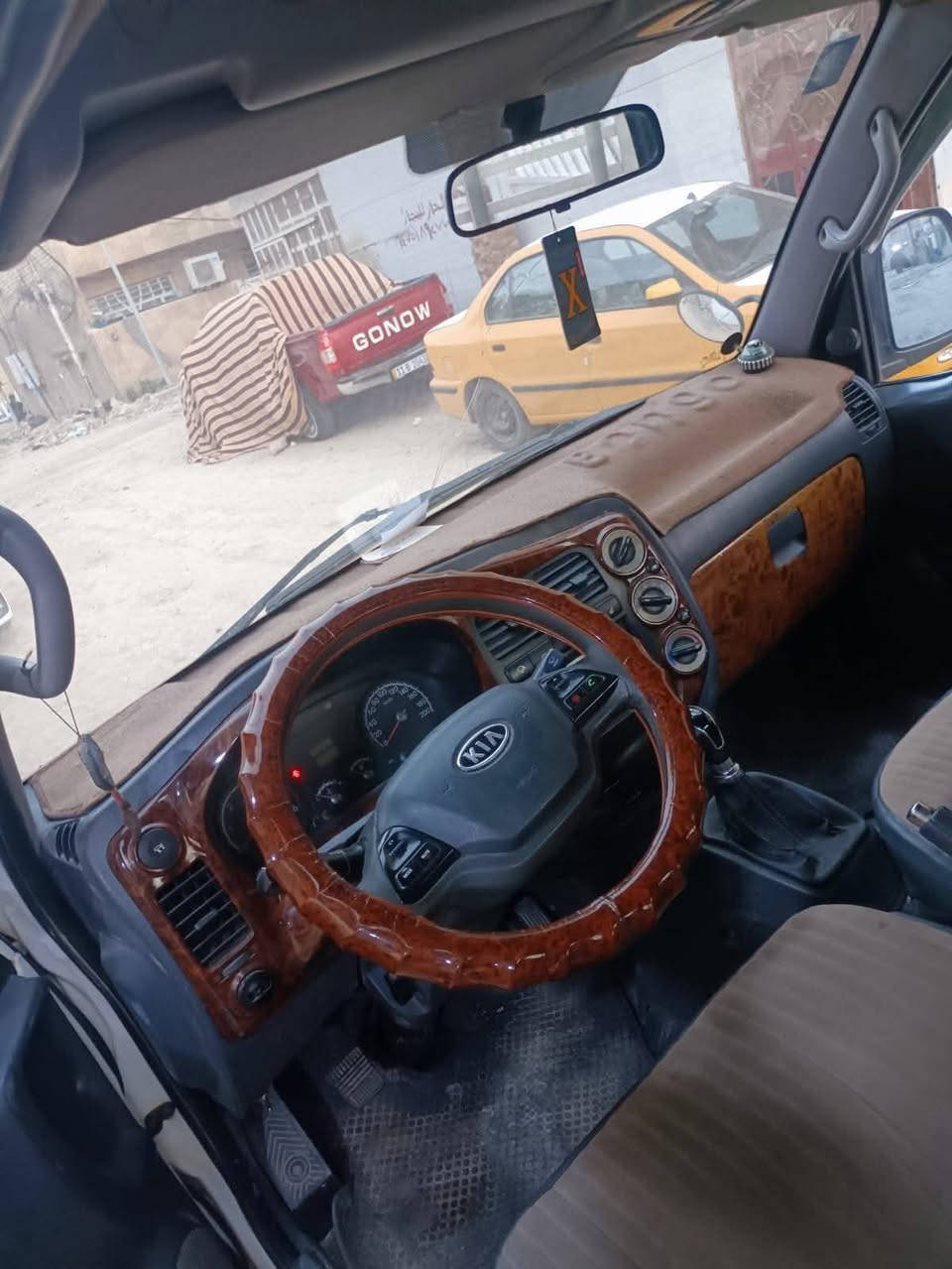 السلام عليكم. كيا فحل مسكر  موديل 2012. 6 نمر الگير السياره مكفوله لاظربه ولاتبديل مال جنايه رقم بغداد  جديد دولي هسه شاده سنويه جديده رقم شاصي واضح ومكفول.. العنوان بغداد زعفرانيه.  السعر 120$ وبيه مجال حگ الجيه  مامتواجد علفيس  . هذا ارقامي
***********/ ***********
