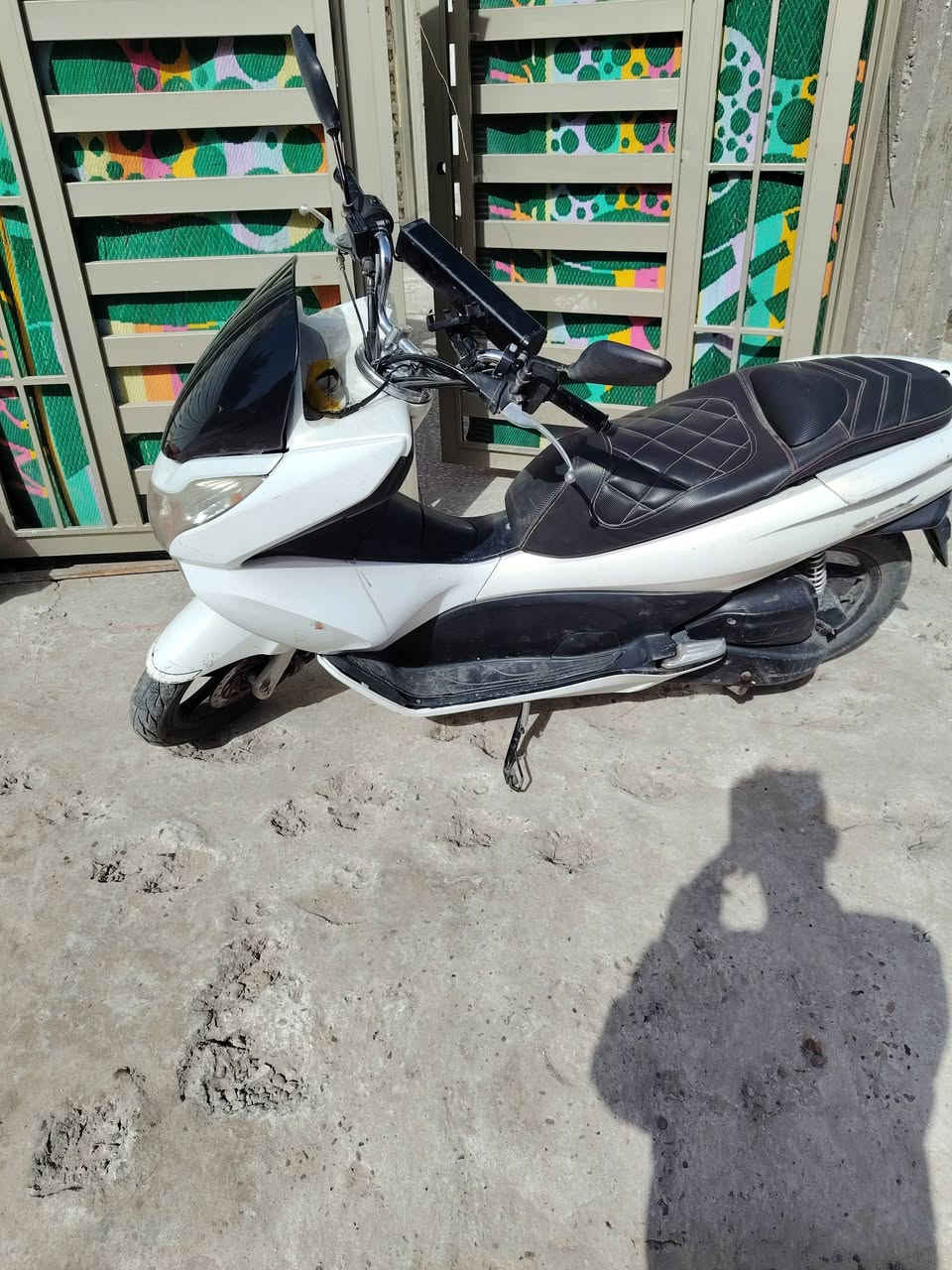 دراجه ياباني جيل اول سعر مليون و300 ***********
