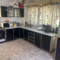 مطبخ • ضرر تحت السنك • مدخل مودرن