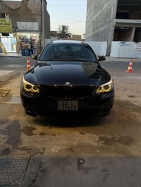 من رخصت الادمن  BMW E60 530 موديل 2004 سنوية وارقام جدد  السيارة جاهزة...