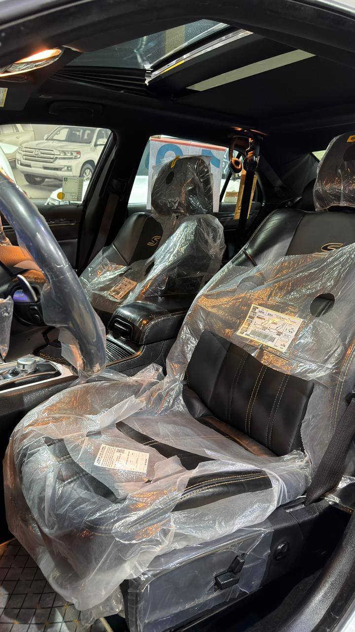 أوباما 300 موديل 2019 (Gold Edition – وكالة هارلم)
الممشى: 62,000 كم
محرك وكير بشرط (مامفتوح
مكفولة كفالة عامة من الدعامية إلى الدعامية
بدون بارد / بدون شخوط / بدون رصعات
السيارة نظيفة جداً وجاهزة
المواصفات: Gold Edition

🟪 السعر  :: الطلب في التعليقات ويوصلك مباشرة ✍️ 📩

شاشة
كاميرا
حساسات
بانوراما
لايتات LED
بصمة تشغيل
بلاجكتور
تحكمات ستيرن
الوضع العام:
نظافة 100%
كامل سيرفس بدون أي نقص
4 إطارات جديدة
ويل وتاير وكالة
 المكان: السليمانية – معرض شڤان

للاستفسار:
***********
***********
