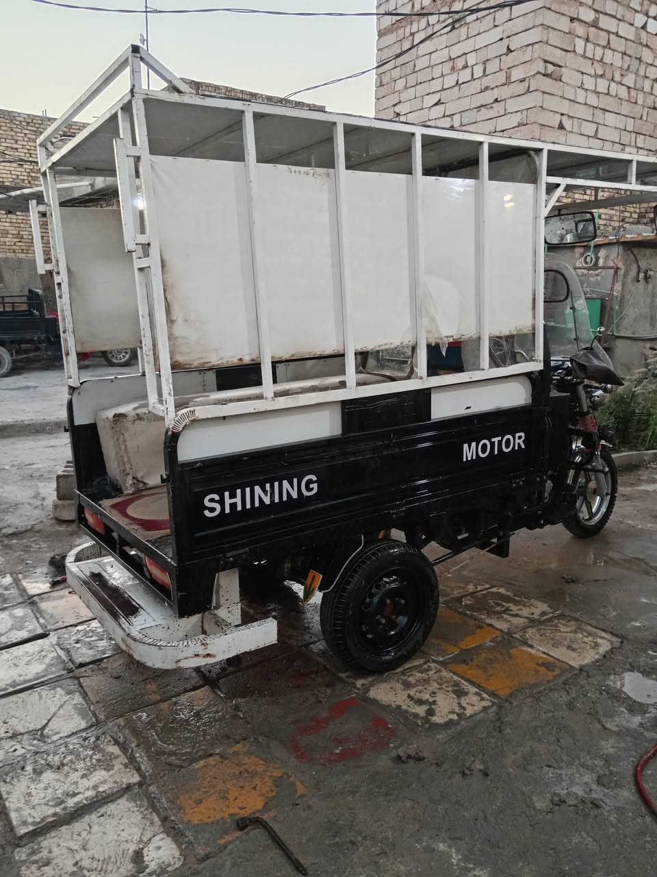 السلام عليكم ستوته جمره موديل 23 مقفوله من الدعاميه للدعاميه رقم انجليزي نجف للبيع***********
