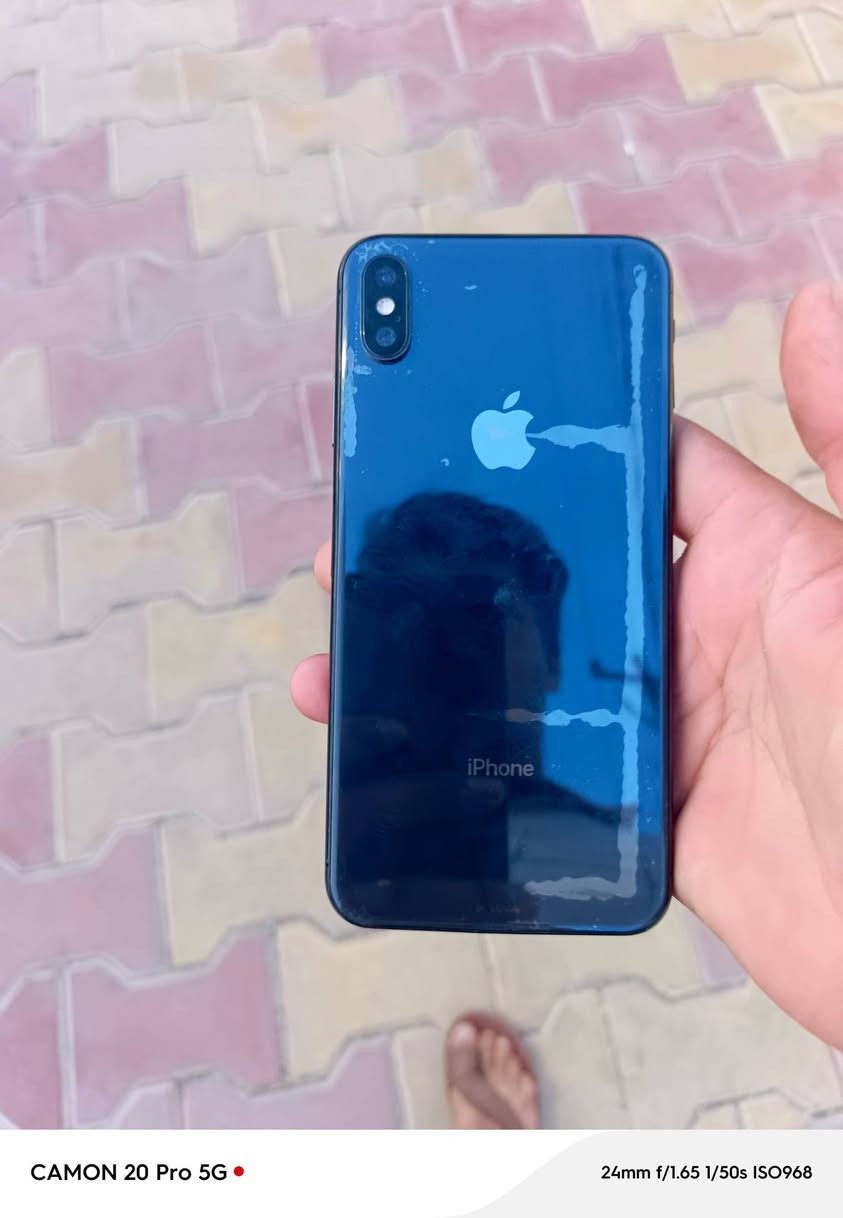 السلام عليكم ايفون اكس اس ماكس داكره 256 بطاريه 84 نضيف فقط كاميرا ما يشتغل أو شاشه هيج ***********
